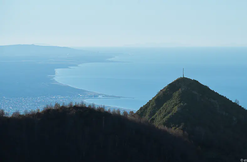 mount folgorito and seaside