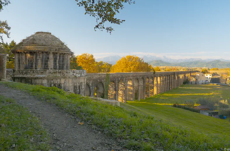 nottolini aqueduct scenic view