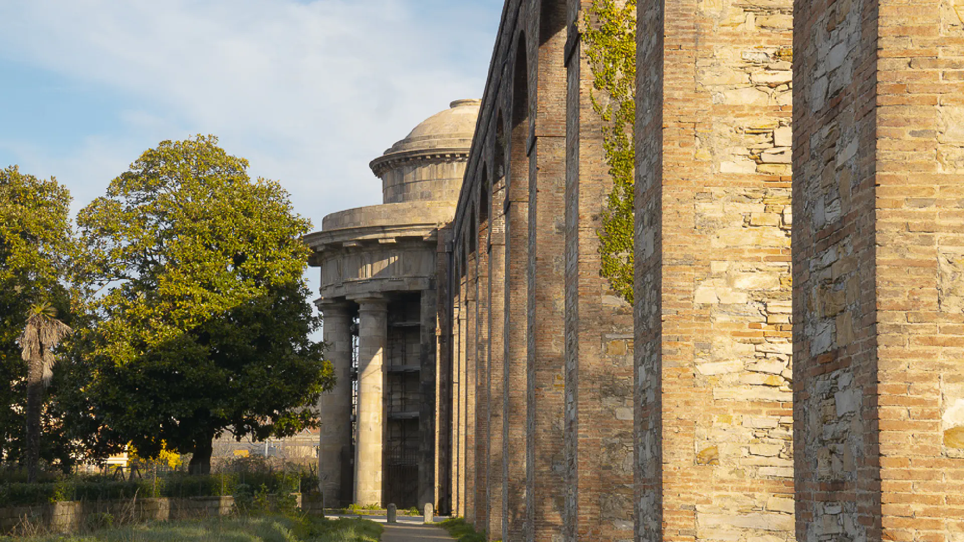 Photographing Nottolini Aqueduct: Light & Geometry