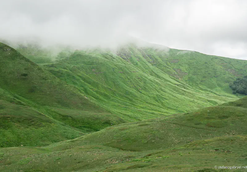 Scaffaiolo Lake Private Tour: High Ridges & Refuge Life