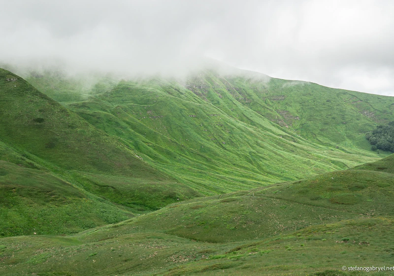 Scaffaiolo Lake Private Tour: High Ridges & Refuge Life